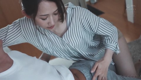 Phang cô nàng bú hồng quá là sướng Kana Mito